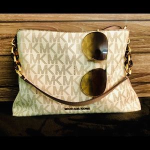 Michale Kors Hand Bag